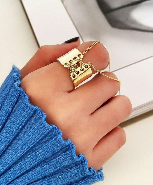 Gold chain ring