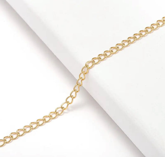 Curb chain necklace